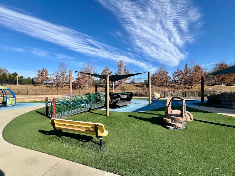 Leo's Landing - Photo 1