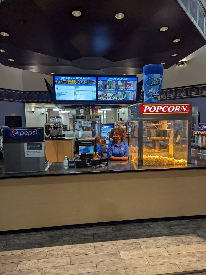 Spotlight Cinemas Capital 8 - Photo 3